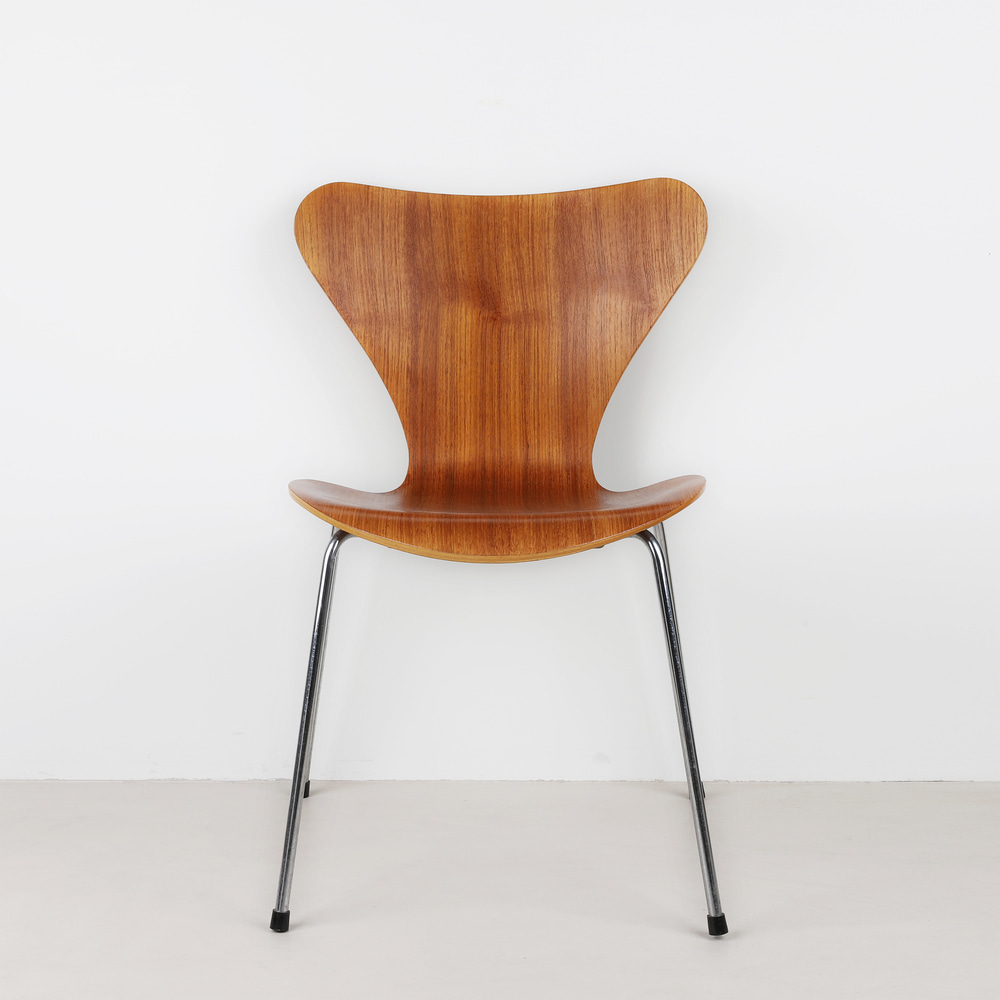 [세븐체어] Arne Jacobsen 7 Chair(AJ 3107) - Teak