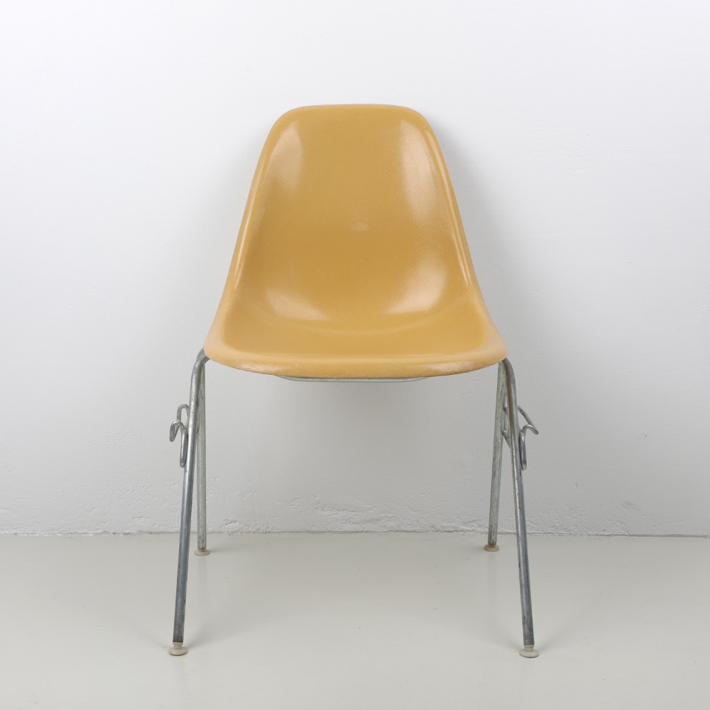 [임스체어] Eames Fiberglass Side Chair(DSS) - Ochre Light